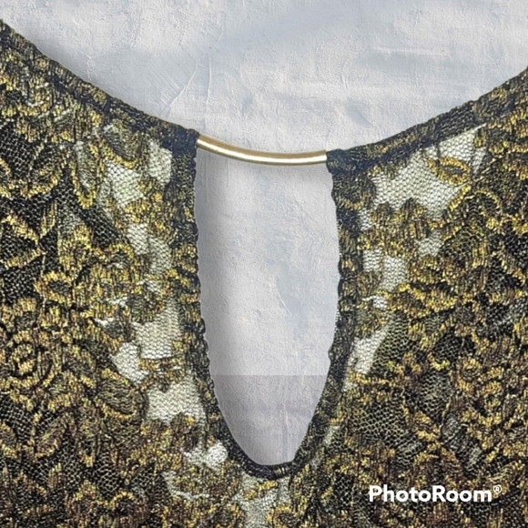 Bisou Bisou Gold & Black lace dress - Picture 4 of 8